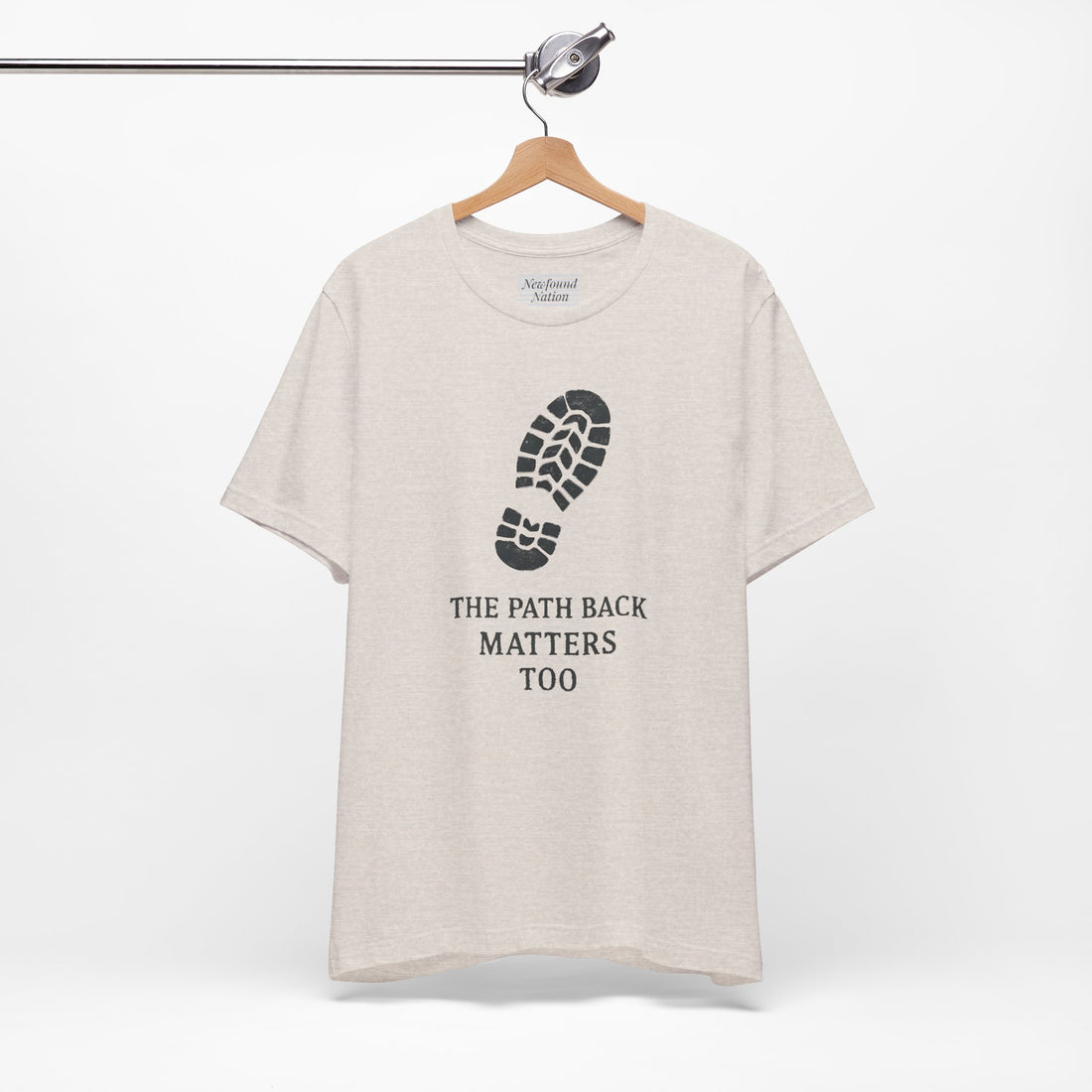 Veteran Tribute Tee – “Path Back” Design | Honoring Service with Quiet Respect