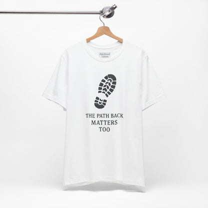 Veteran Tribute Tee – “Path Back” Design | Honoring Service with Quiet Respect